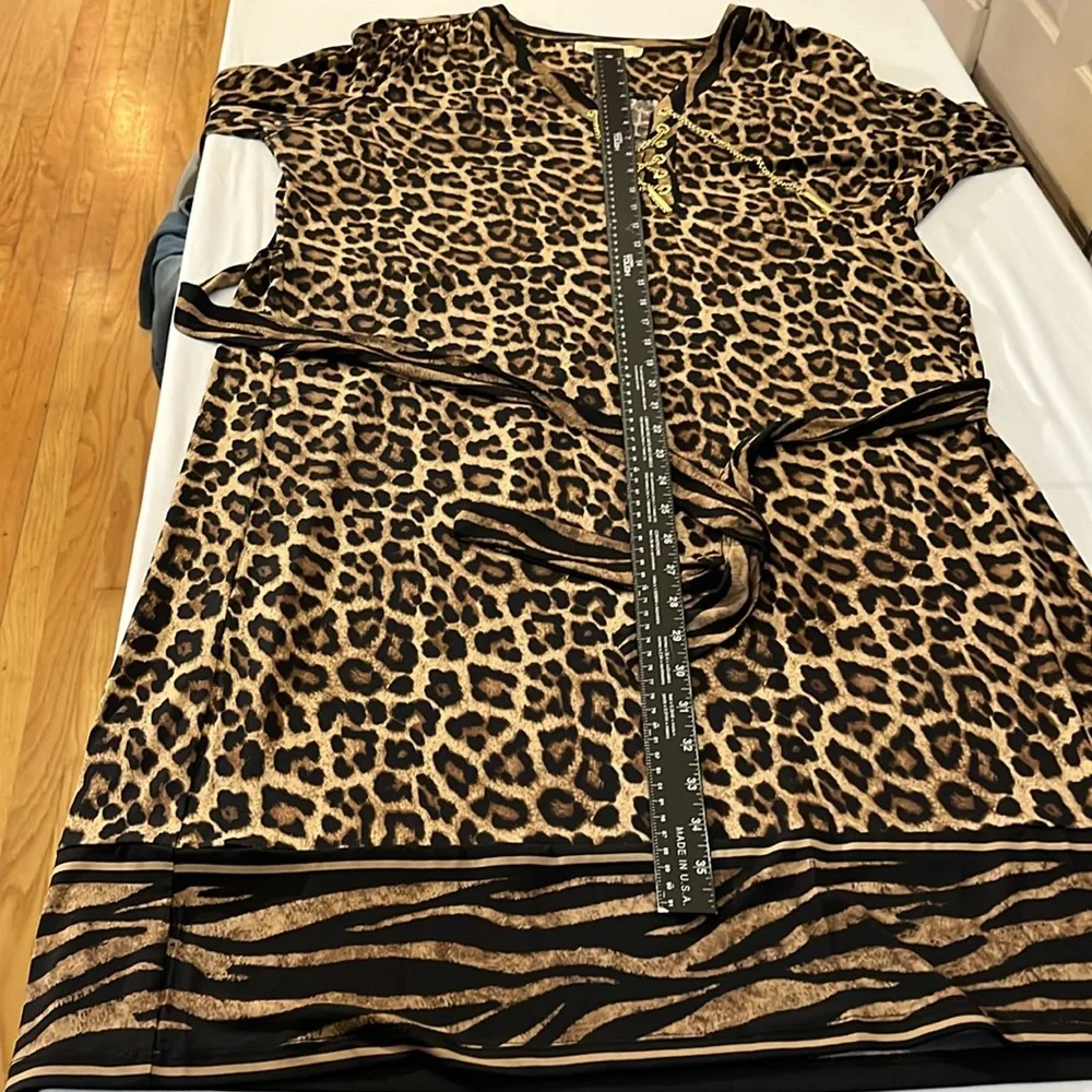 Micheal  Kors size XL black leopard print dress gold chain detail optional belt
